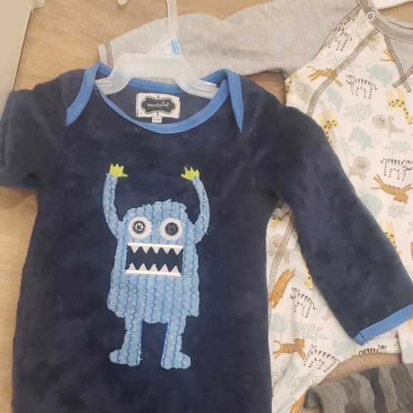 MudPie Bundle - Picture 3 of 8